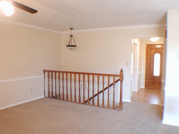 5 Living Room View 2_09012014