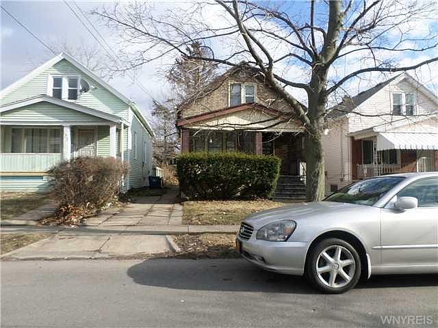 2nd image of 173 Westminster Ave