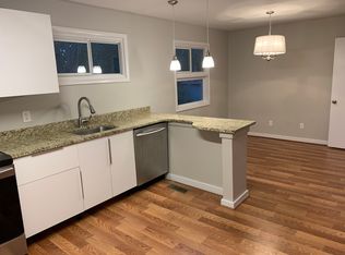 4941 Scenic View Dr, Birmingham, AL 35210