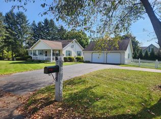 7 Club View Dr, Bath, NY 14810