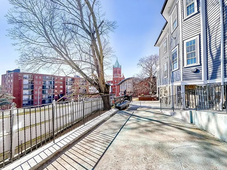7 Hillside Ave #3 — Photo 13