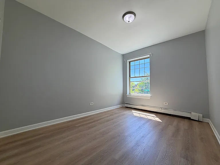 5955 S Indiana Ave #205 — Photo 8