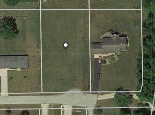 130 Glen Dee Ln, Roanoke, IN 46783