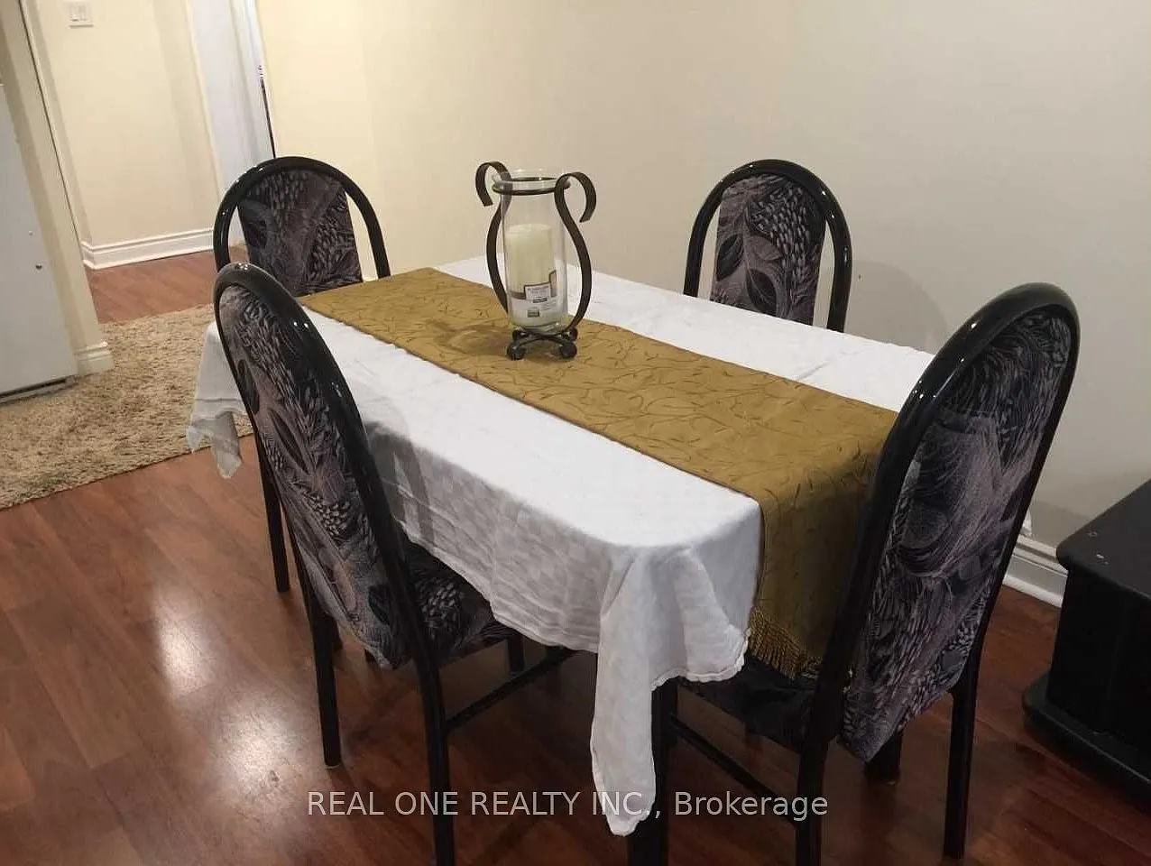 3 bed, $2,100 — Photo 4
