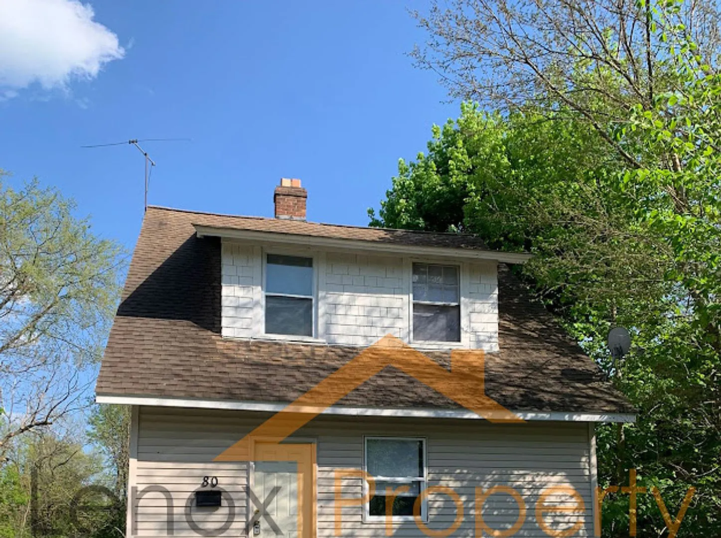 80 Oliver St photo 1