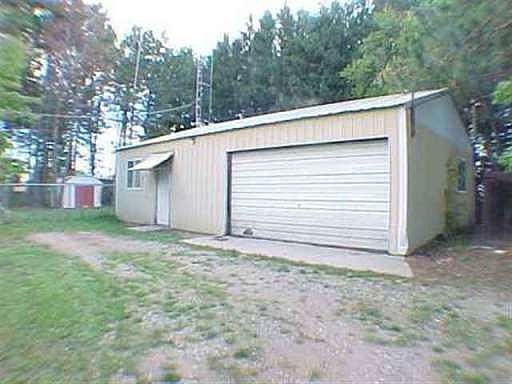 3rd image of 2831 North Dr
