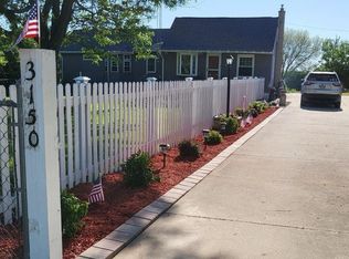 3150 S Oakhill Ave, Janesville, WI 53546