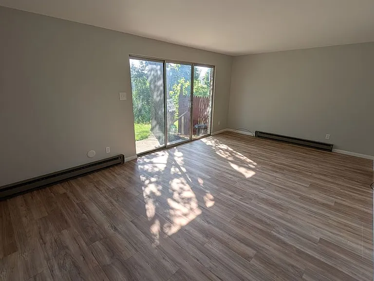 93 - 119 Johnston Avenue — Photo 11