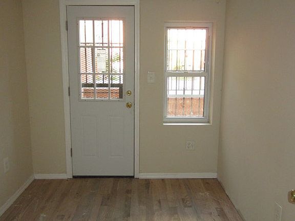 5th image of 685 Saint Anns Ave