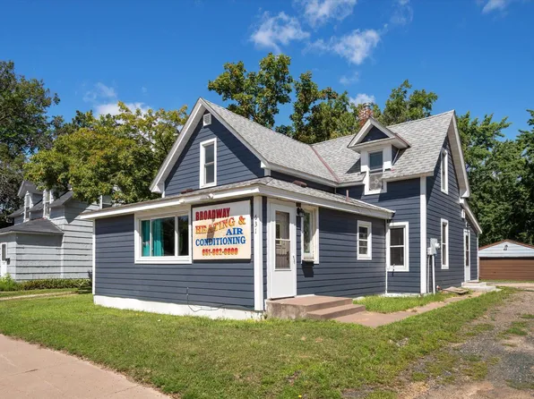 631 W Broadway Ave, Forest Lake, MN 55025