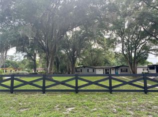 5205 Five Acre Rd, Plant City, FL 33565
