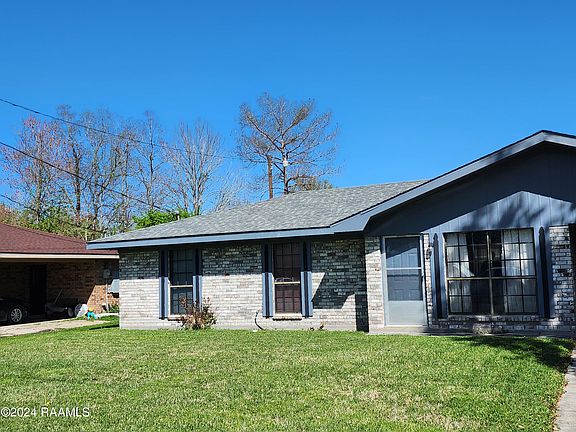 2nd image of 116 Collins Dr