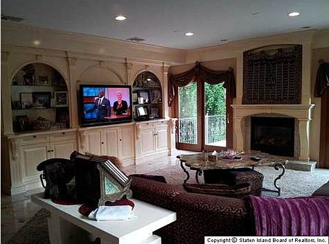 3rd image of 34 Ocean Ct