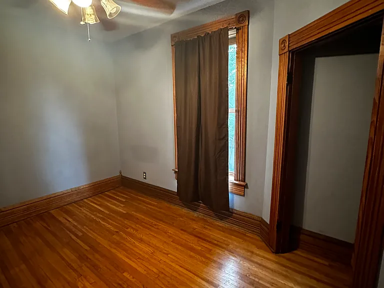 1351 Forsythe Ave — Photo 13