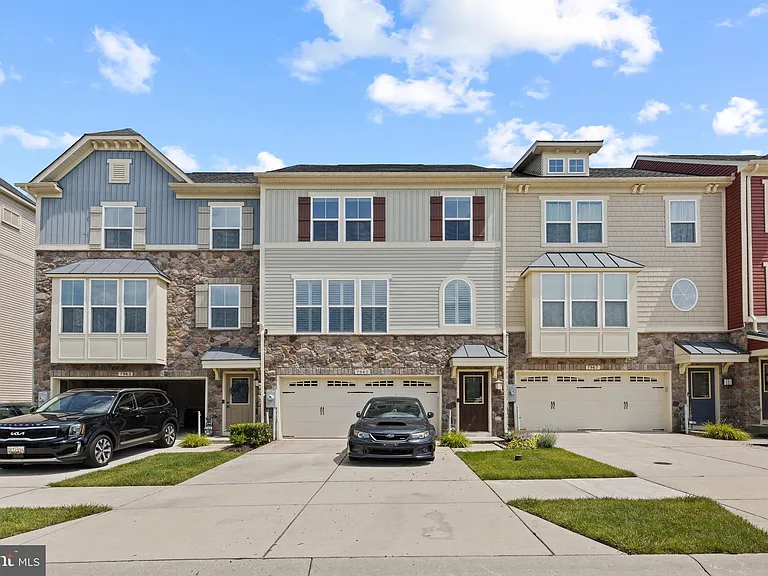 7965 Trailview Crossing Gln — Photo 1