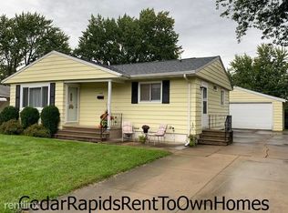 1010 Dover St NE, Cedar Rapids, IA