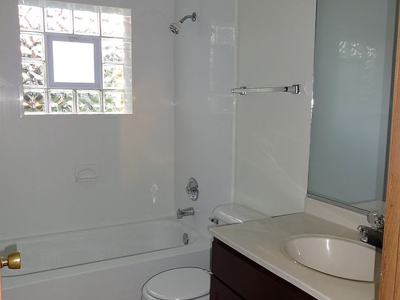 4th image of 749 Lippert Ln #1W