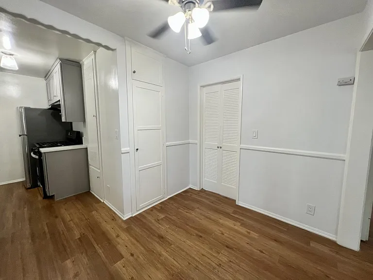 6061 Cahuenga Blvd #4 — Photo 13