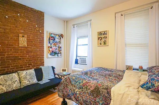 Rented by City Connections Realty | media 8