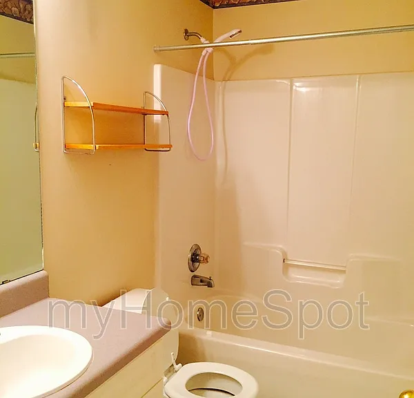 6805 Cedar Lake Dr — Photo 14