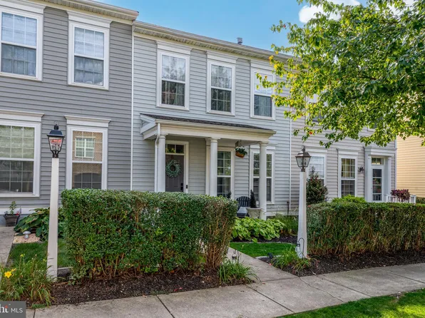 209 Keinath St, Mount Joy, PA 17552