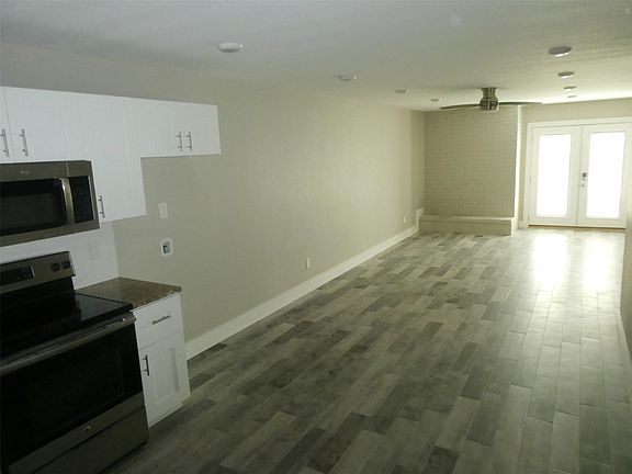 5th image of 909 Reinli St APT 133