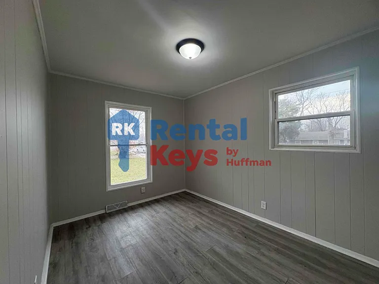 1506 Covert Ave — Photo 7