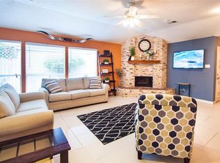 14138 Hillvale Dr, Houston, TX 77077