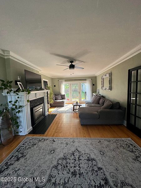 4th image of 1061 Teviot Road
