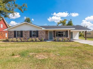 1418 Rue Des Chene, Westlake, LA 70669