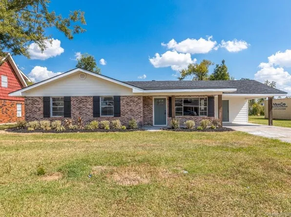 1418 Rue Des Chene, Westlake, LA 70669