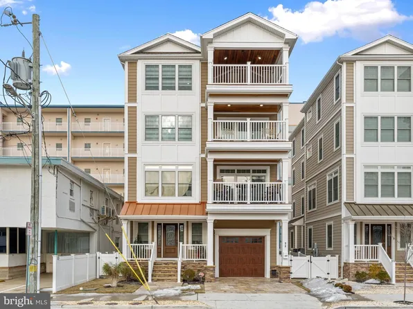 419 E Louisville Ave, Wildwood Crest, NJ 08260
