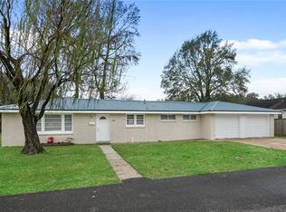 427 Giacomo St, Norco, LA 70079