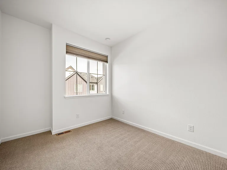 475 Millwall Cir — Photo 30