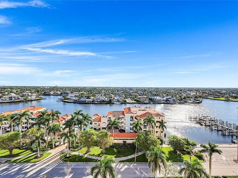 4451 Gulf Shore Blvd N #1205 — Photo 32