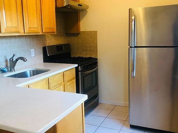 4th image of 30-87 23rd St #2FR