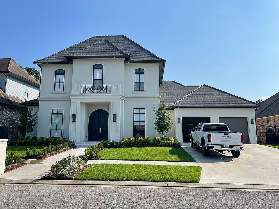2nd image of 209 Brookshire Gardens Dr
