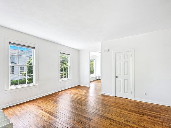 5th image of 57 W Genesee St