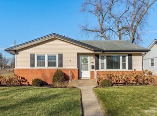 545 Gordon Dr, Crete, IL 60417