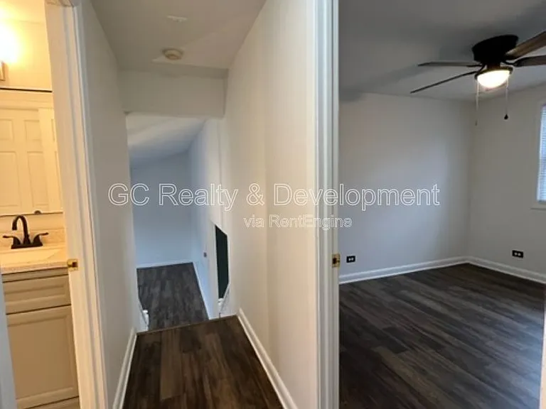231 Ridgefield Ln — Photo 16