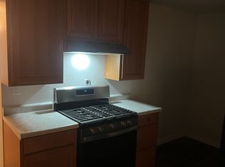 1915 N Main St, Racine, WI 53402