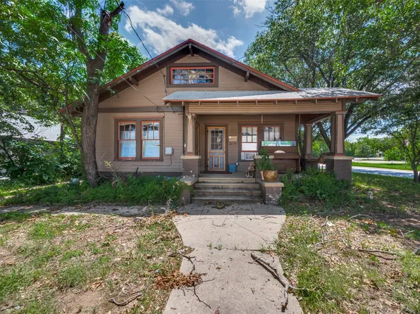 330 Ponder St, Denton, TX 76201