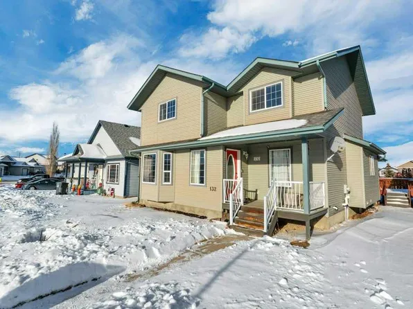 132 SW Sabre Rd, Red Deer County, AB T4S 2H7