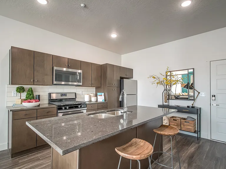 The Bonneville Apartments — Photo 19