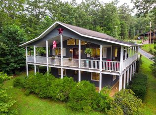 97 Chestnut Oak Rdg, Robbinsville, NC 28771