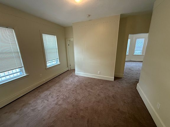 5th image of 50 Hutchinson St #1