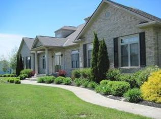 2865 Hocking Trl, Canal Winchester, OH 43110