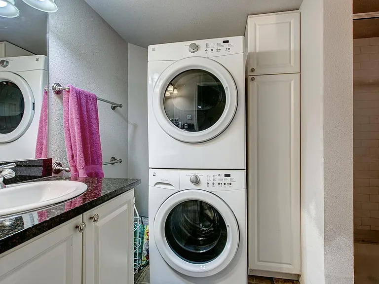 3002 Harvard Ave E #L — Photo 9