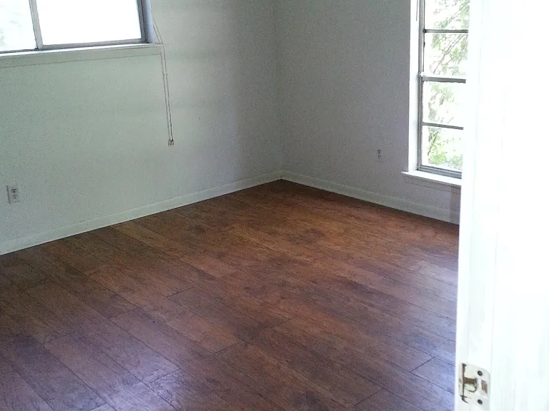 Second front bedroom
