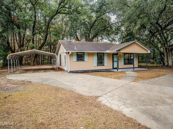 11 Stanley Road, Beaufort, SC 29906